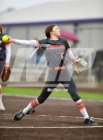 Thumbnail 2 in Texas @ Hallsville photogallery.