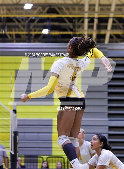 Thumbnail 1 in Newman Smith @ Crandall (Crandall Tournament) photogallery.