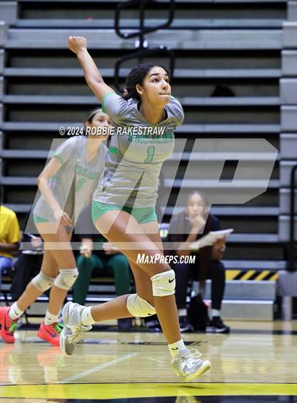 Thumbnail 1 in Newman Smith @ Crandall (Crandall Tournament) photogallery.