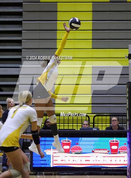 Thumbnail 2 in Newman Smith @ Crandall (Crandall Tournament) photogallery.