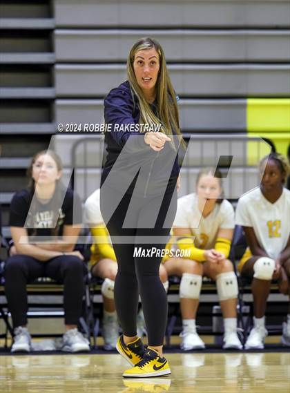 Thumbnail 3 in Newman Smith @ Crandall (Crandall Tournament) photogallery.
