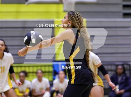 Thumbnail 2 in Newman Smith @ Crandall (Crandall Tournament) photogallery.