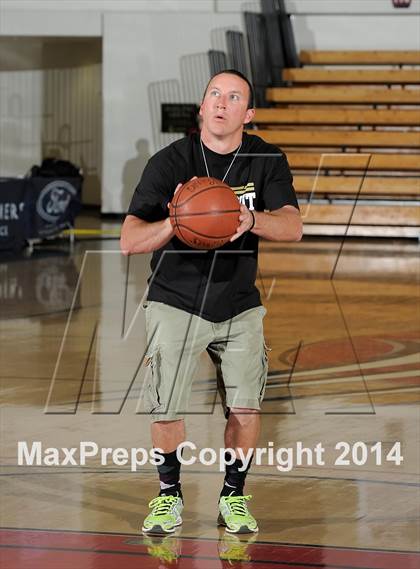 Thumbnail 2 in Oak Park vs. St. Francis (CIF SS DIIIA Final) photogallery.