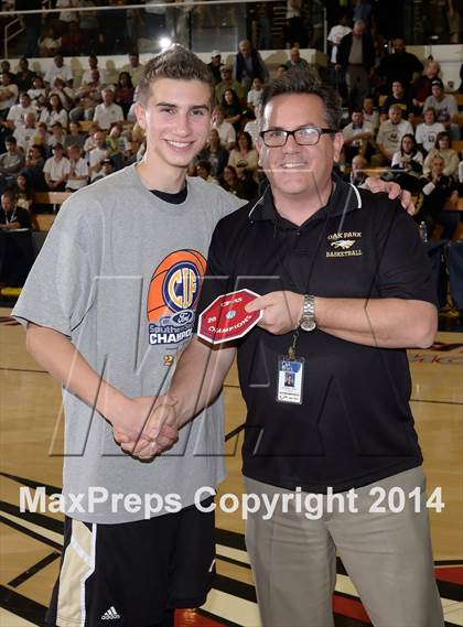 Thumbnail 3 in Oak Park vs. St. Francis (CIF SS DIIIA Final) photogallery.