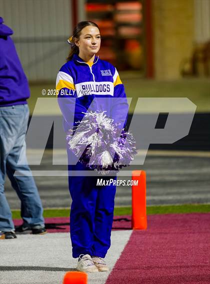 Thumbnail 2 in Edgewood vs Arp (UIL 3A D2 Football Regional) photogallery.