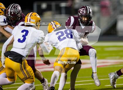 Thumbnail 3 in Edgewood vs Arp (UIL 3A D2 Football Regional) photogallery.