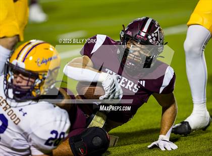 Thumbnail 2 in Edgewood vs Arp (UIL 3A D2 Football Regional) photogallery.