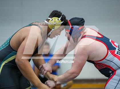 Thumbnail 2 in Bussey Dickerson Invitational photogallery.