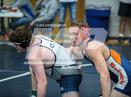 Thumbnail 3 in Bussey Dickerson Invitational photogallery.