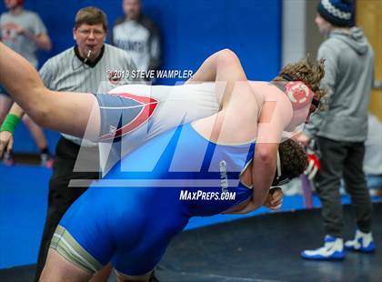 Thumbnail 2 in Bussey Dickerson Invitational photogallery.