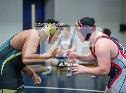 Thumbnail 2 in Bussey Dickerson Invitational photogallery.