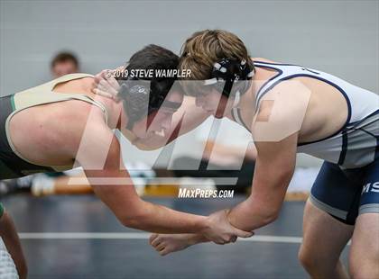Thumbnail 2 in Bussey Dickerson Invitational photogallery.