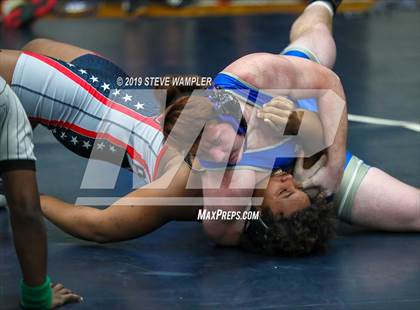 Thumbnail 2 in Bussey Dickerson Invitational photogallery.