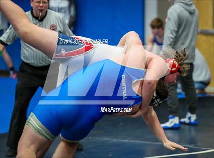 Thumbnail 3 in Bussey Dickerson Invitational photogallery.
