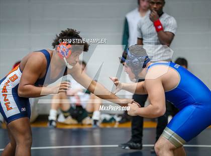 Thumbnail 3 in Bussey Dickerson Invitational photogallery.
