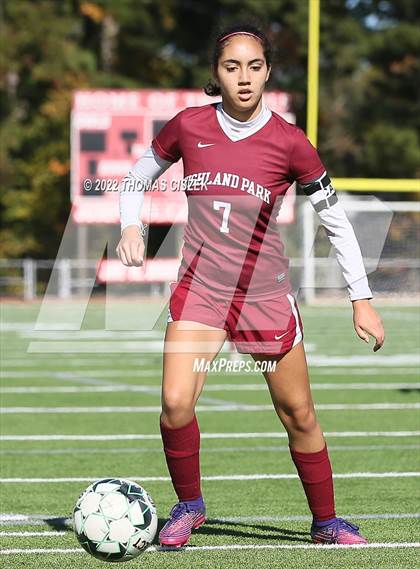 Thumbnail 3 in Riverside vs Highland Park photogallery.