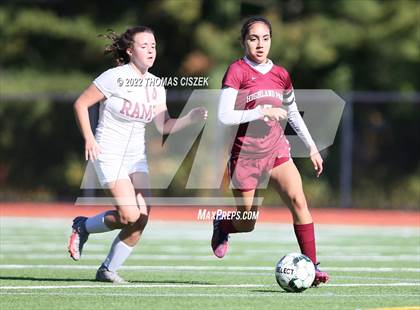 Thumbnail 2 in Riverside vs Highland Park photogallery.