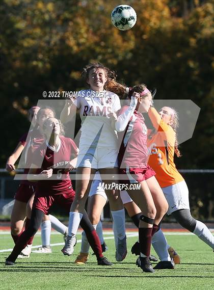 Thumbnail 2 in Riverside vs Highland Park photogallery.