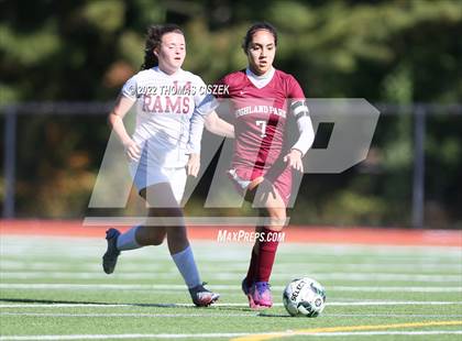 Thumbnail 3 in Riverside vs Highland Park photogallery.