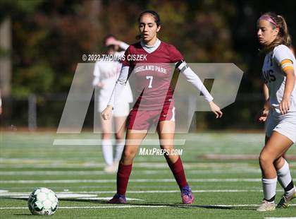 Thumbnail 3 in Riverside vs Highland Park photogallery.