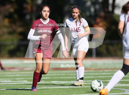 Thumbnail 2 in Riverside vs Highland Park photogallery.