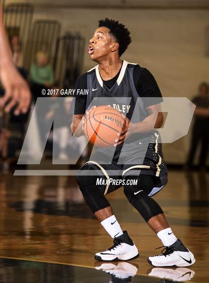 Thumbnail 3 in East Hamilton vs Bradley Central (District 5 3A) photogallery.