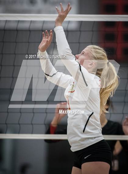 Thumbnail 1 in Chico @ Foothill photogallery.