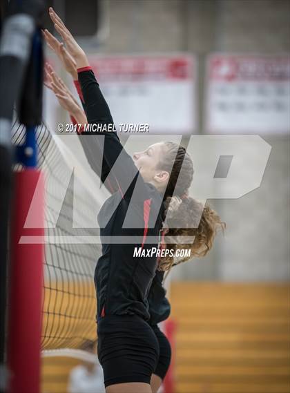 Thumbnail 1 in Chico @ Foothill photogallery.