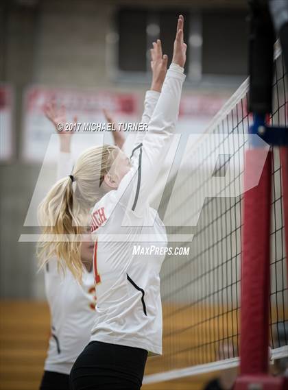 Thumbnail 2 in Chico @ Foothill photogallery.