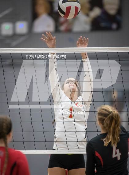 Thumbnail 2 in Chico @ Foothill photogallery.