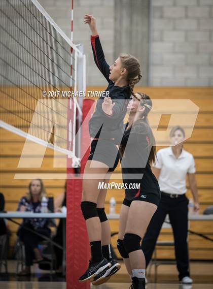 Thumbnail 2 in Chico @ Foothill photogallery.