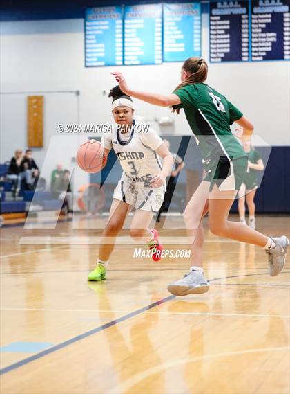 Thumbnail 2 in Bishop Grimes vs Fayetteville-Manlius photogallery.