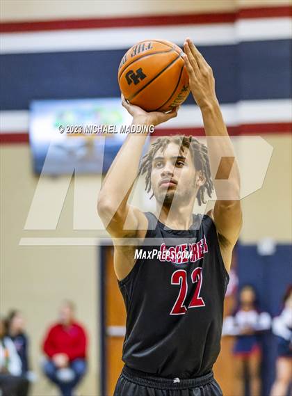 Thumbnail 3 in Goose Creek Memorial @ Hardin-Jefferson photogallery.