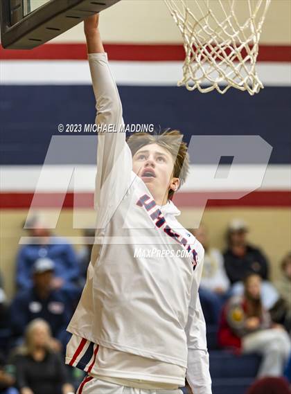 Thumbnail 1 in Goose Creek Memorial @ Hardin-Jefferson photogallery.