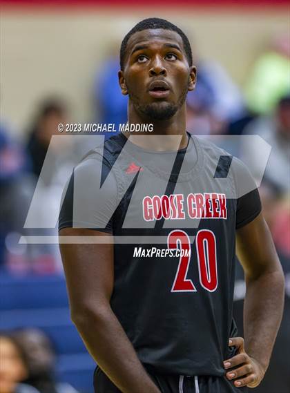 Thumbnail 2 in Goose Creek Memorial @ Hardin-Jefferson photogallery.