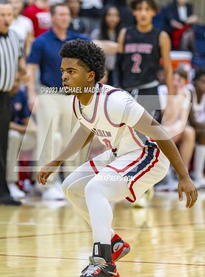 Thumbnail 3 in Goose Creek Memorial @ Hardin-Jefferson photogallery.