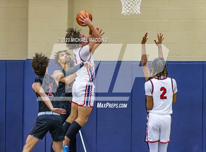 Thumbnail 1 in Goose Creek Memorial @ Hardin-Jefferson photogallery.