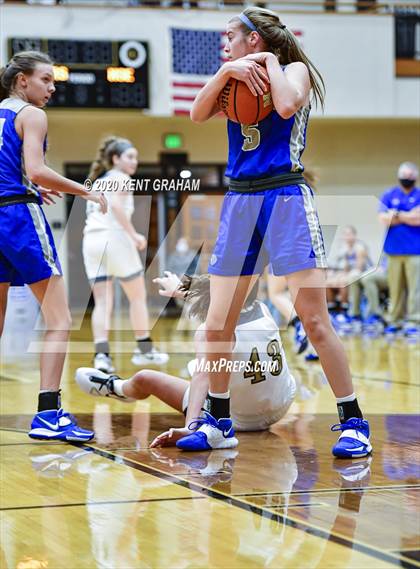 Thumbnail 2 in Hamilton Southeastern @ Noblesville photogallery.