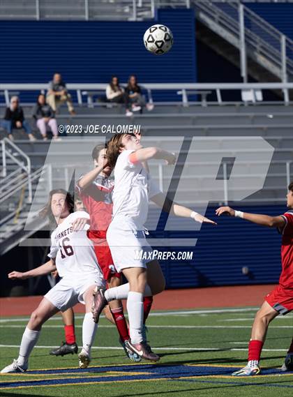 Thumbnail 3 in Lee vs Flour Bluff (Alamo Heights Invitational) photogallery.