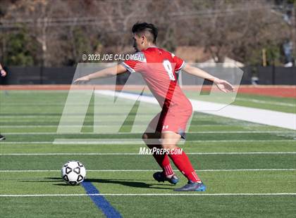 Thumbnail 2 in Lee vs Flour Bluff (Alamo Heights Invitational) photogallery.