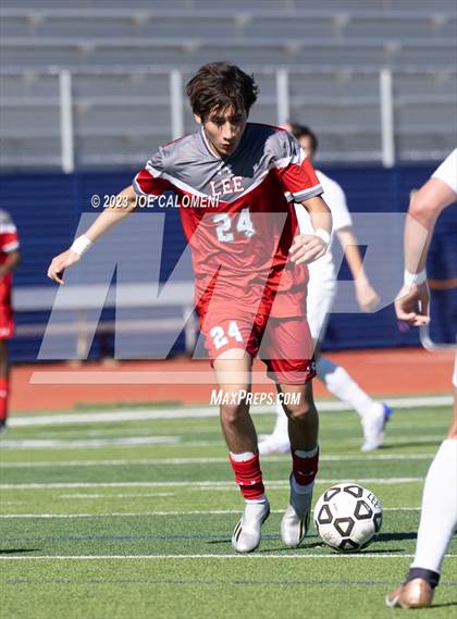 Thumbnail 3 in Lee vs Flour Bluff (Alamo Heights Invitational) photogallery.
