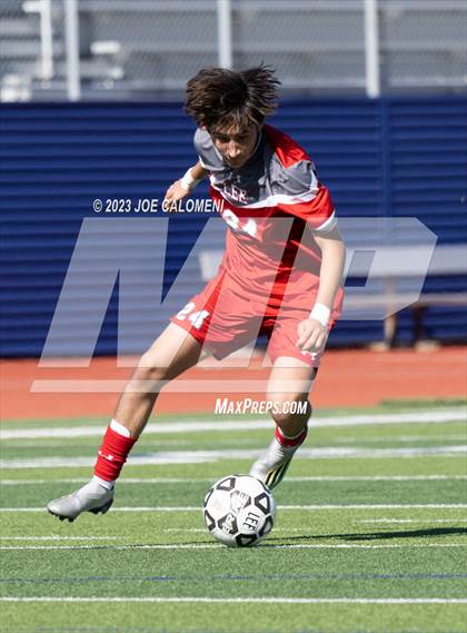 Thumbnail 3 in Lee vs Flour Bluff (Alamo Heights Invitational) photogallery.