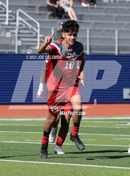 Thumbnail 3 in Lee vs Flour Bluff (Alamo Heights Invitational) photogallery.