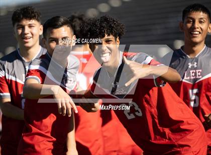 Thumbnail 2 in Lee vs Flour Bluff (Alamo Heights Invitational) photogallery.