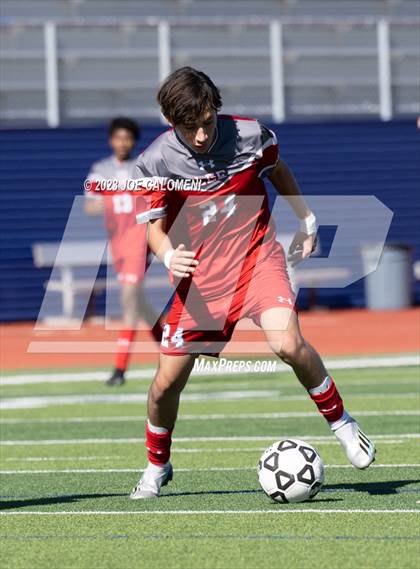 Thumbnail 2 in Lee vs Flour Bluff (Alamo Heights Invitational) photogallery.