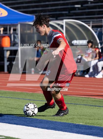 Thumbnail 2 in Lee vs Flour Bluff (Alamo Heights Invitational) photogallery.