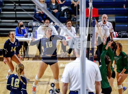 Thumbnail 2 in St. Pius X Catholic vs. Greenbrier (GHSA 5A Championship) photogallery.