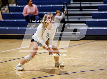 Thumbnail 3 in St. Pius X Catholic vs. Greenbrier (GHSA 5A Championship) photogallery.