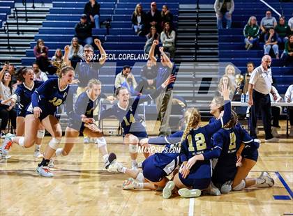 Thumbnail 1 in St. Pius X Catholic vs. Greenbrier (GHSA 5A Championship) photogallery.