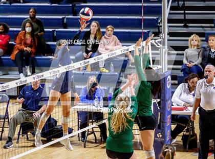 Thumbnail 3 in St. Pius X Catholic vs. Greenbrier (GHSA 5A Championship) photogallery.